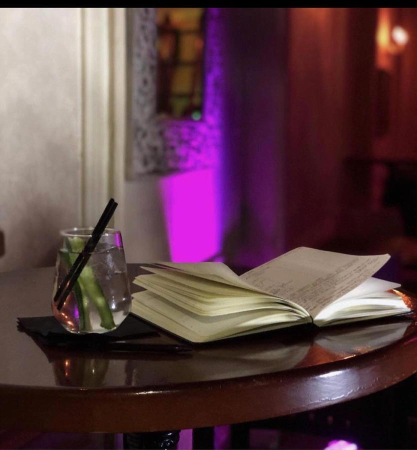 Hotel Praha Club Bed & Breakfast 외부 사진