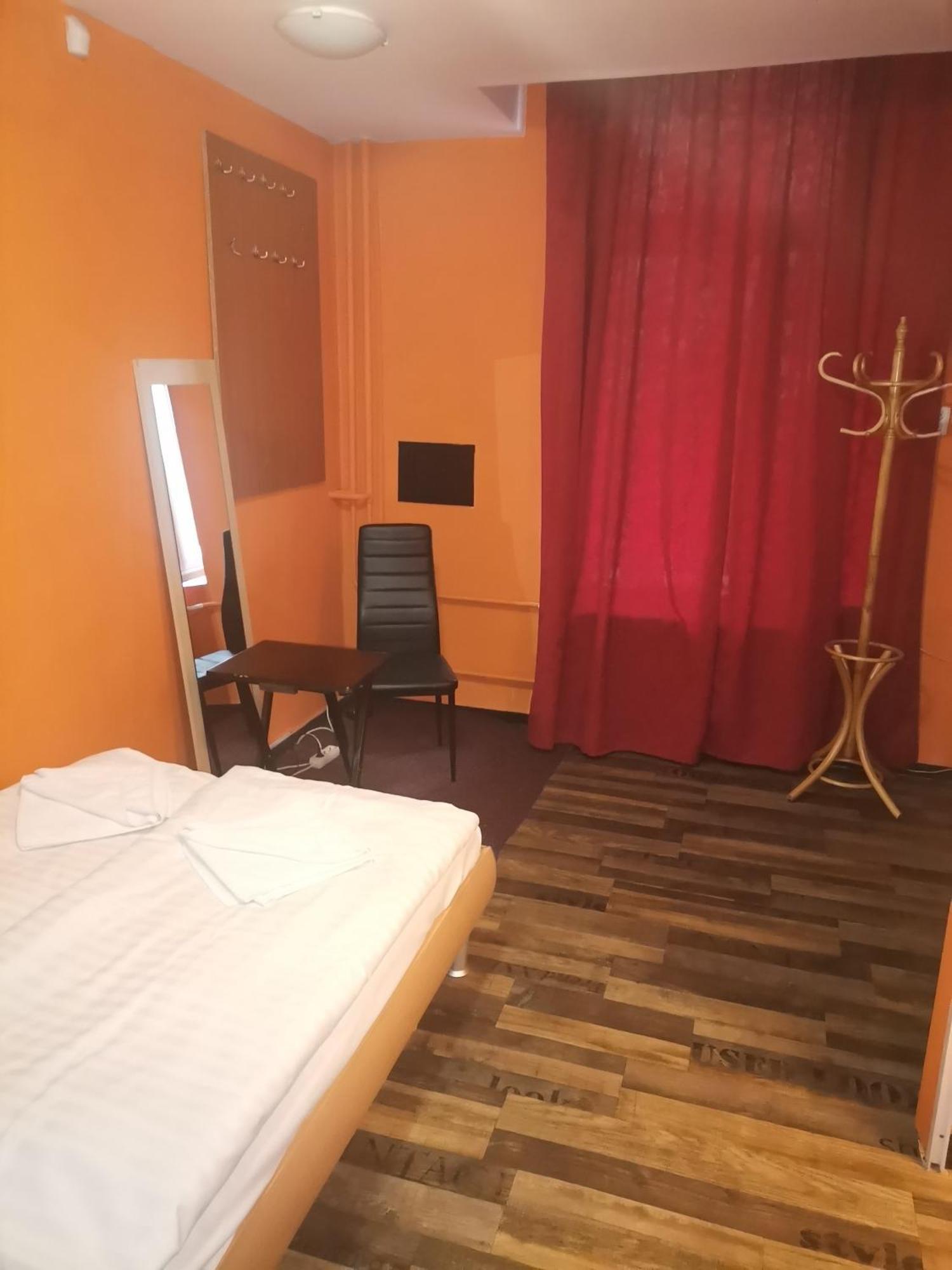 Hotel Praha Club Bed & Breakfast 외부 사진