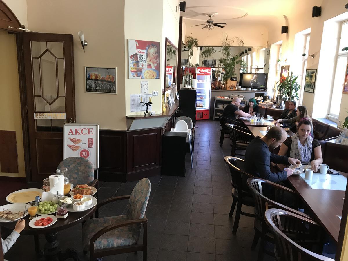 Hotel Praha Club Bed & Breakfast 외부 사진