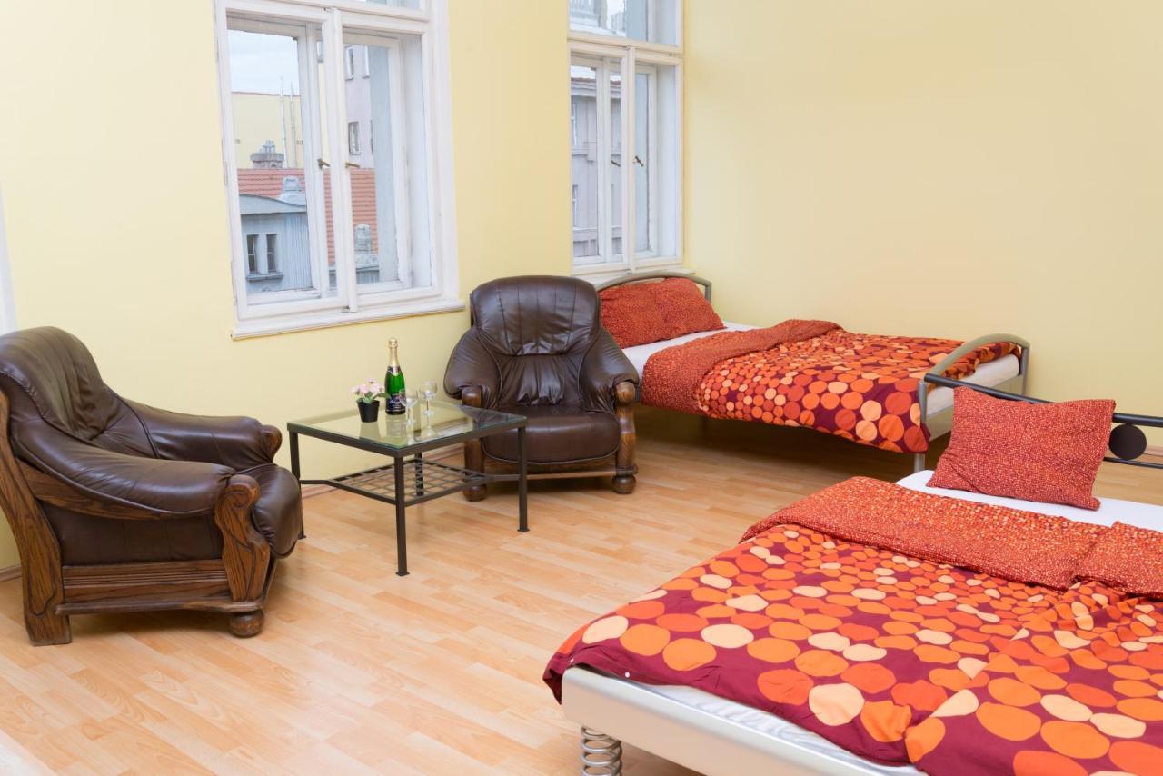Hotel Praha Club Bed & Breakfast 외부 사진