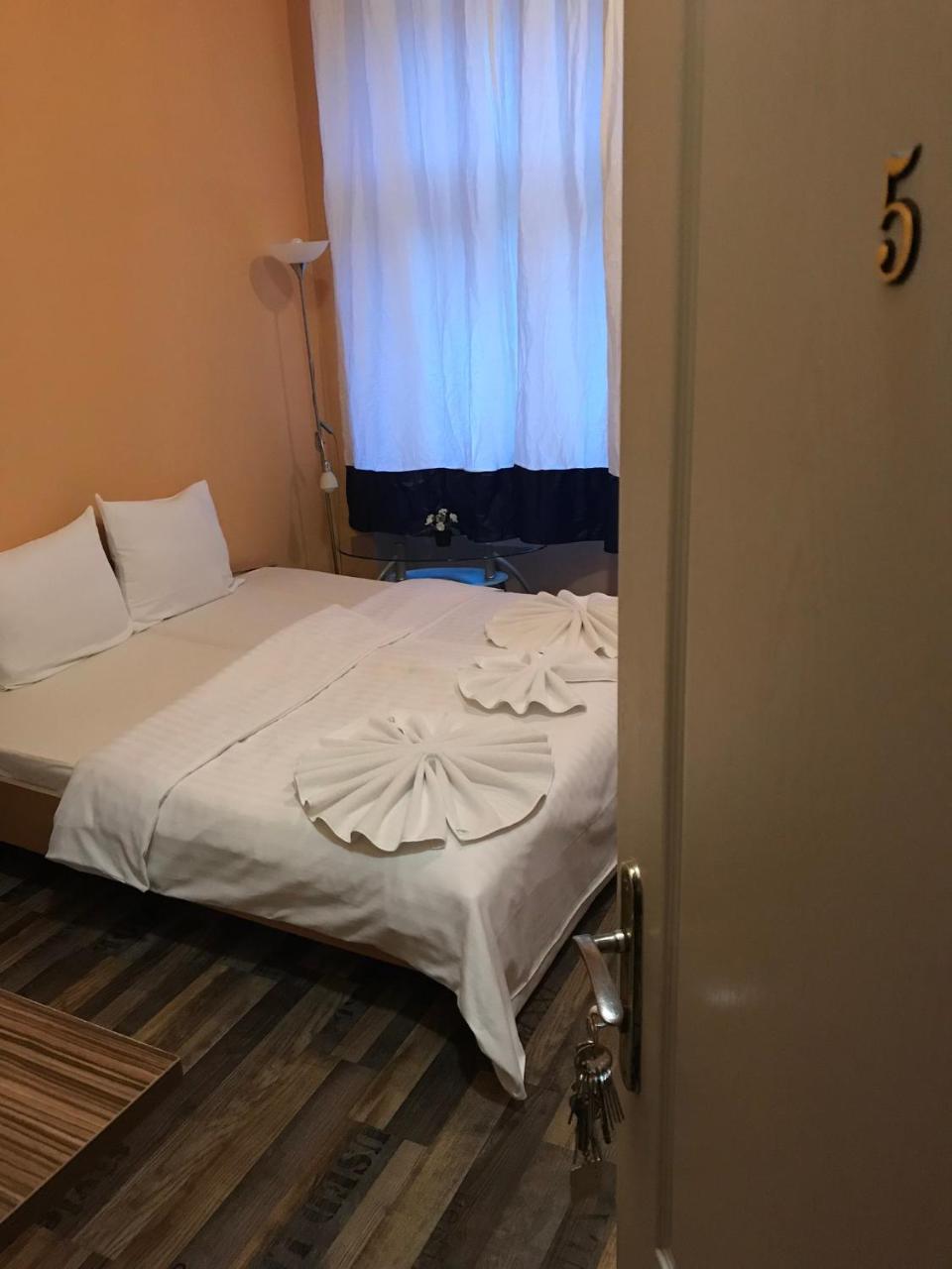Hotel Praha Club Bed & Breakfast 외부 사진