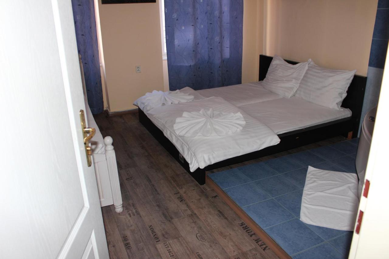 Hotel Praha Club Bed & Breakfast 외부 사진