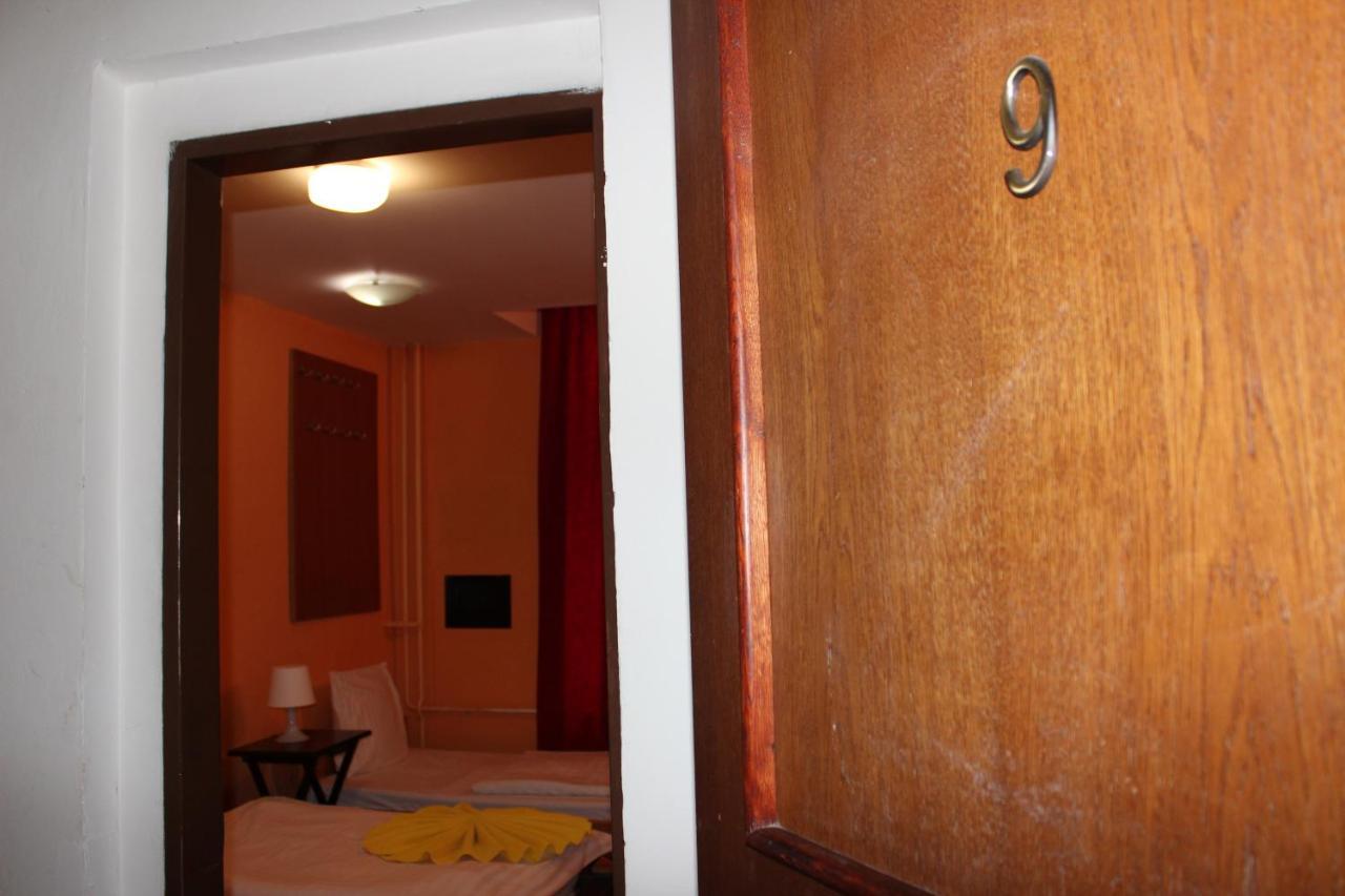 Hotel Praha Club Bed & Breakfast 외부 사진