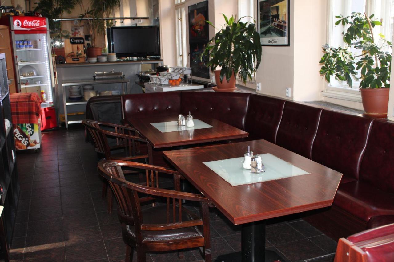 Hotel Praha Club Bed & Breakfast 외부 사진